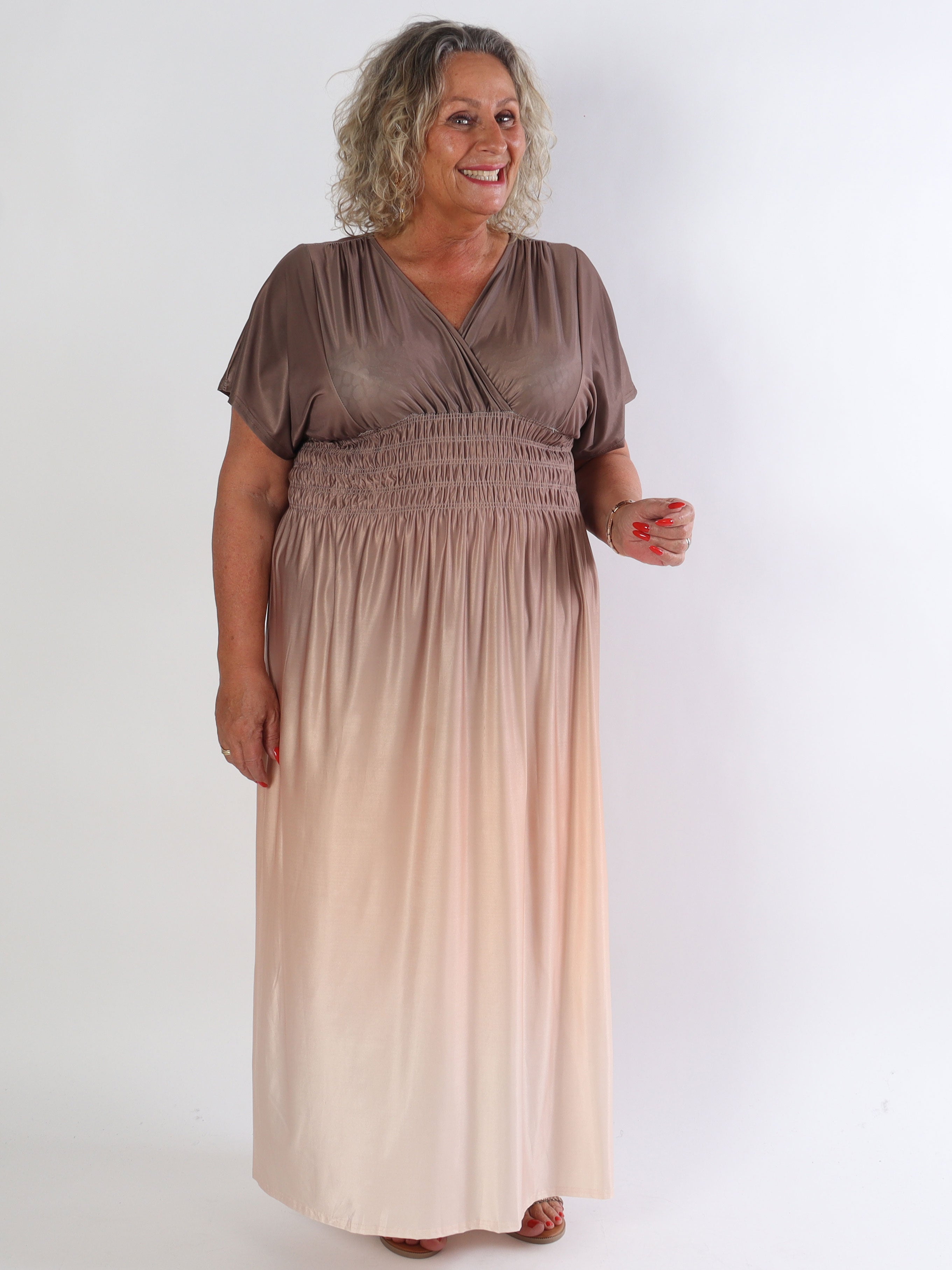 Pams Fade - Lang flerfarvet elastisk  plus size kjole